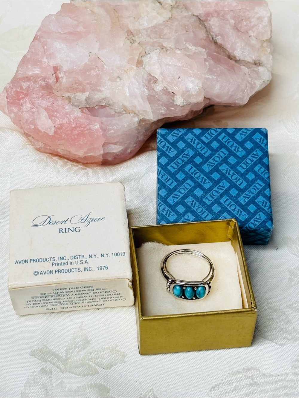 Vintage 1976 Avon "Desert Azure" Faux Turquoise Ring